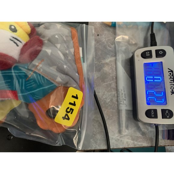 Nuby Lion Teether Crinkle Baby Toy Infant Square 2021 love and care 8 in.² - Picture 11 of 11